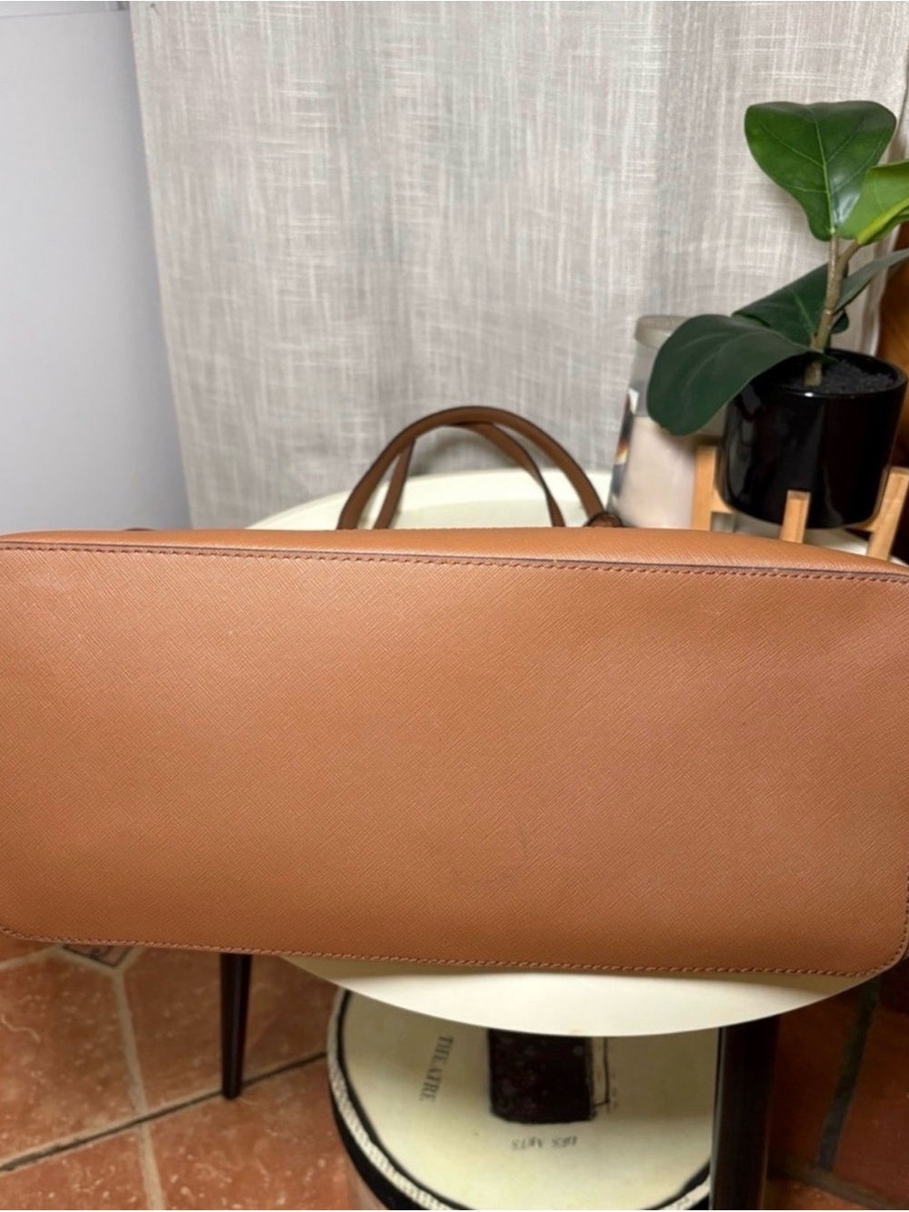 Michael Kors Tan Leather Saffiano Tote with Gold Charm - Picture 4 of 6